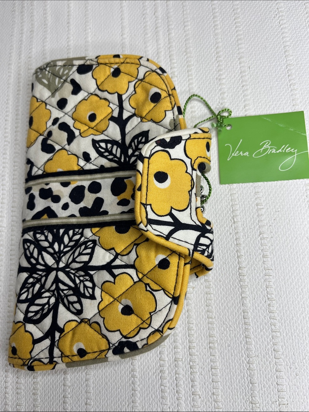 Vera Bradley Go Wild Kiss 'n Snap Wallet - Yellow, Black & White Leopard retired - Picture 7 of 14